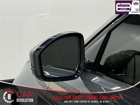 Used 2021 Land Rover Range Rover Evoque R-Dynamic S AWD/4WD image 41