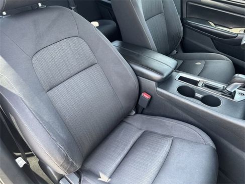 Used 2022 Nissan Altima 2.5 S image 11