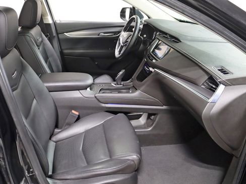 Used 2018 Cadillac XT5 Luxury image 29
