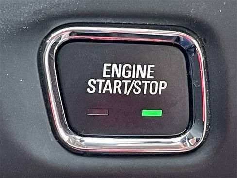 Used 2023 GMC Acadia SLE w/ Driver Convenience Package image 21