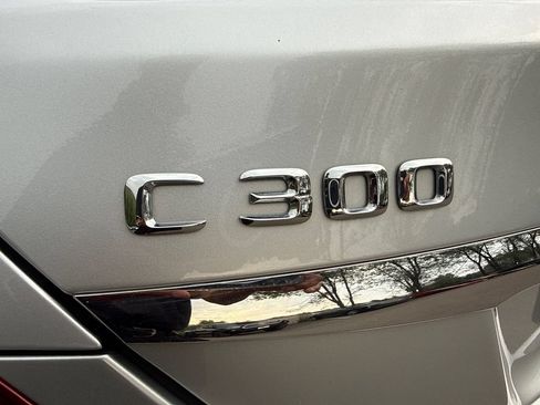 Used 2015 Mercedes-Benz C 300 4MATIC Sedan image 11