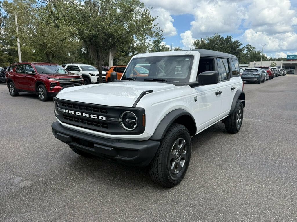 Used 2025 Ford Bronco Big Bend AWD/4WD image 1