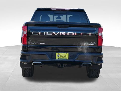Used 2019 Chevrolet Silverado 1500 High Country w/ Technology Package AWD/4WD image 8