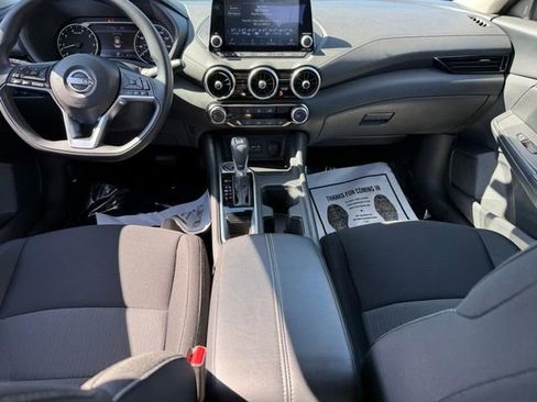 Used 2025 Nissan Sentra SV FWD image 11