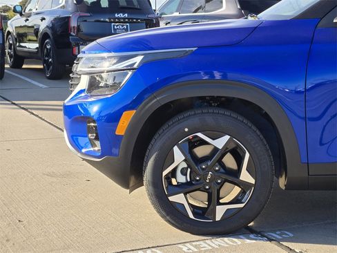 New 2026 Kia Seltos S image 5