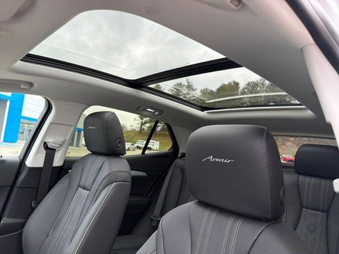 New 2026 Buick Envision Avenir image 19