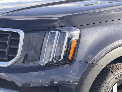 New 2025 Kia Telluride S image 10