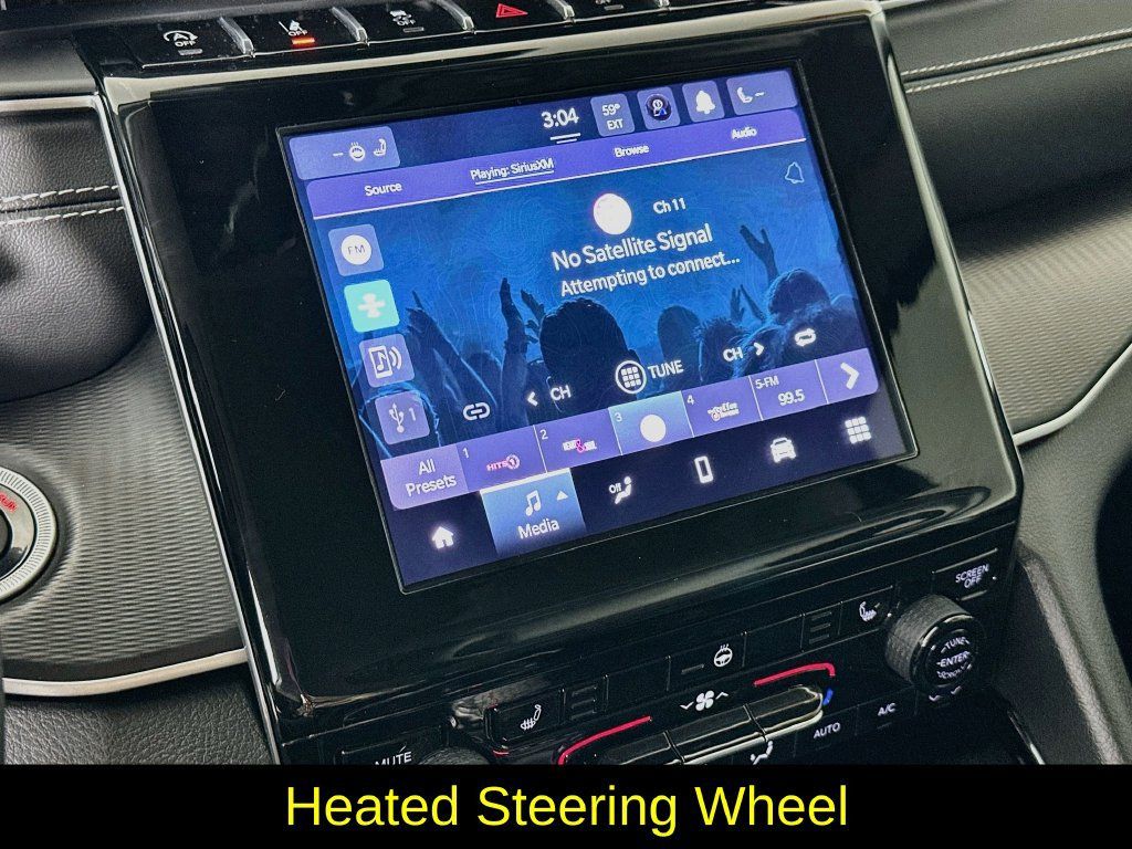 Used 2023 Jeep Grand Cherokee Laredo w/ Luxury Tech Group I AWD/4WD image 20