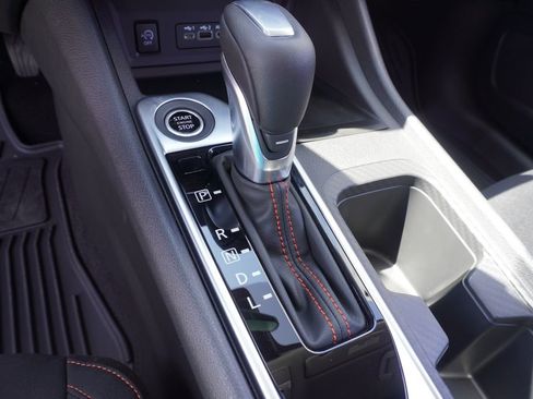 Used 2025 Nissan Sentra SR w/ Trunk Package image 18