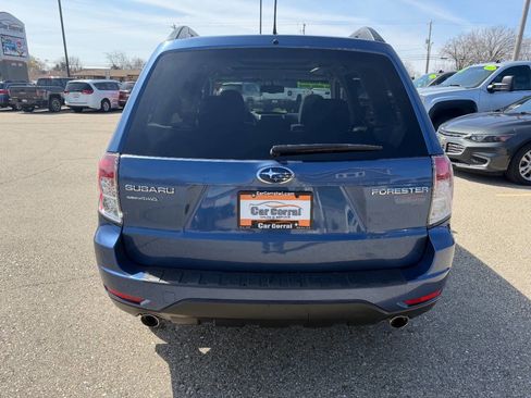 Used 2011 Subaru Forester 2.5X Premium w/ All-Weather Pkg image 4