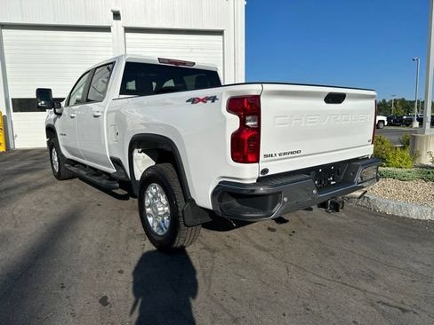Used 2024 Chevrolet Silverado 2500 LT w/ All Star Edition AWD/4WD image 3