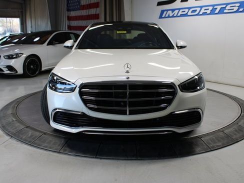 Used 2021 Mercedes-Benz S 580 4MATIC Sedan image 3