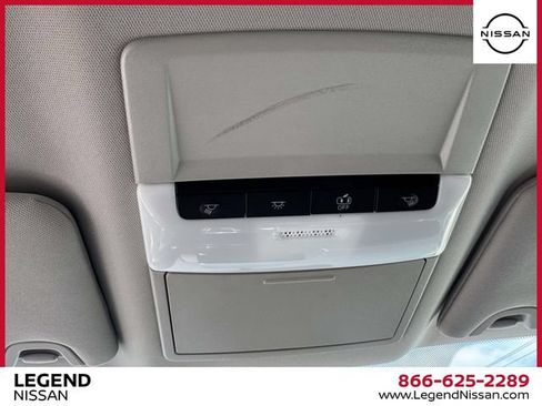 Used 2025 Nissan Altima 2.5 SR FWD image 33