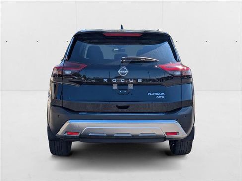 Used 2023 Nissan Rogue Platinum w/ Platinum Premium Package image 7