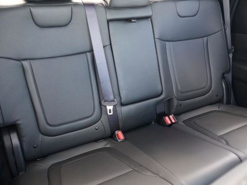 Certified 2025 Hyundai Santa Cruz SEL FWD image 20