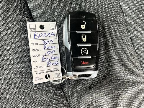 Used 2019 RAM 1500 Big Horn AWD/4WD image 37