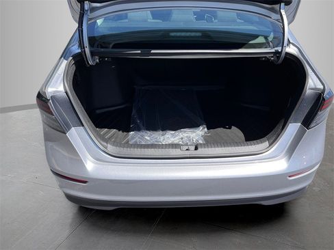 New 2025 Honda Accord SE image 8