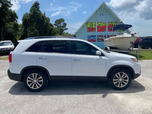 Used 2011 Kia Sorento EX w/ Premium Pkg FWD image 6