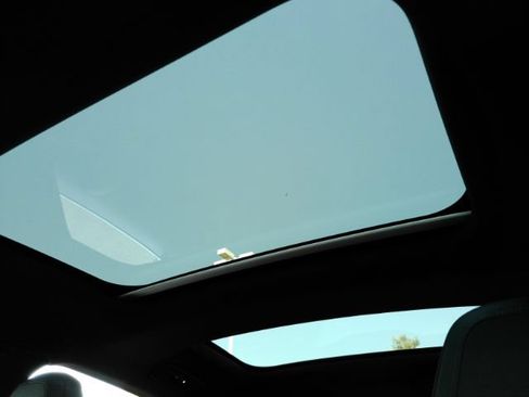 Used 2025 Porsche Panamera 4 AWD/4WD image 8