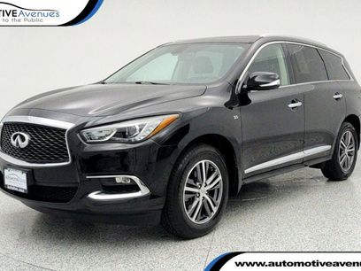 Used 2018 INFINITI QX60 FWD w/ Premium Plus Package