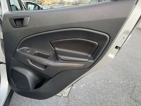 Used 2022 Ford EcoSport SES image 37