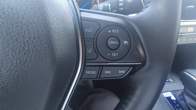 Used 2024 Toyota Venza XLE AWD/4WD image 30
