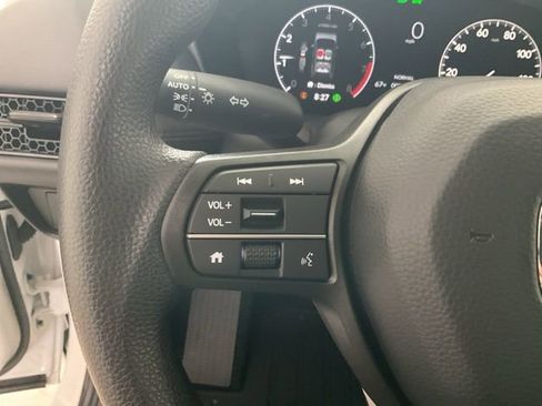 New 2026 Honda HR-V LX image 9