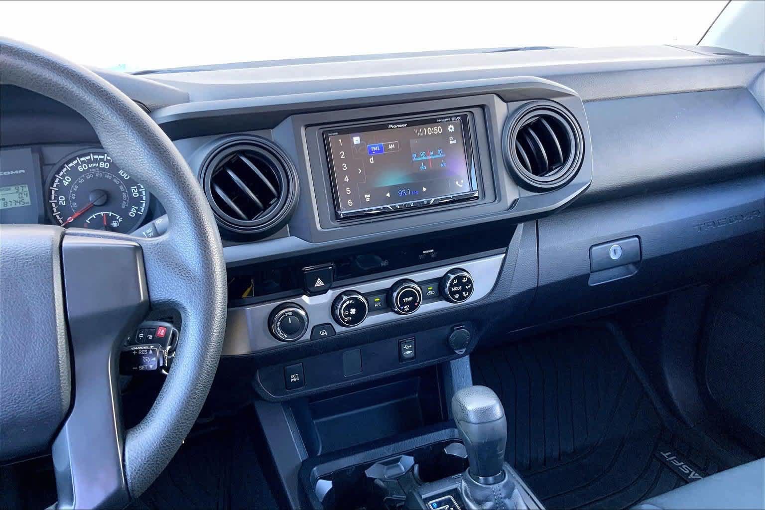 Used 2017 Toyota Tacoma SR w/ Tow Package AWD/4WD image 15