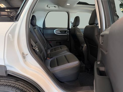 Certified 2025 Ford Bronco Sport Outer Banks w/ Outer Banks Tech Package+ AWD/4WD image 28