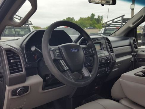 Used 2018 Ford F350 XL w/ Power Equipment Group AWD/4WD image 13