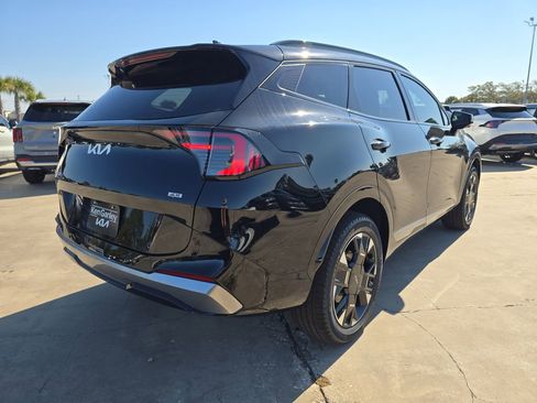 New 2026 Kia Sportage SX AWD/4WD image 8