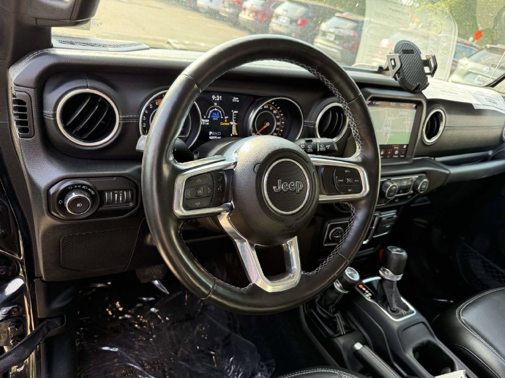 Used 2021 Jeep Wrangler Unlimited Sahara AWD/4WD image 2