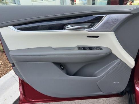 Certified 2023 Cadillac XT6 Premium Luxury image 47