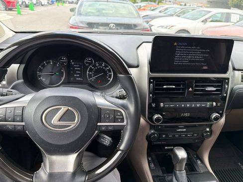 Certified 2023 Lexus GX 460 Premium w/ Premium Package AWD/4WD image 16