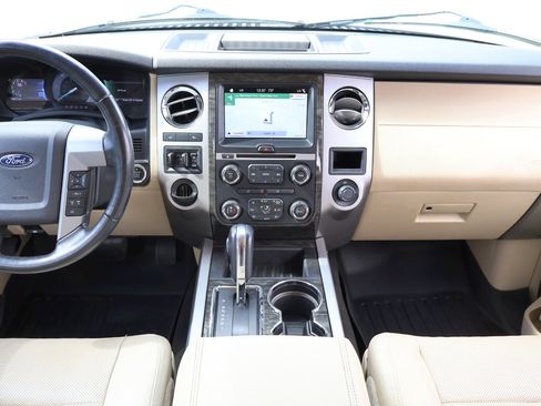 Used 2017 Ford Expedition Limited w/ Equipment Group 301A image 17
