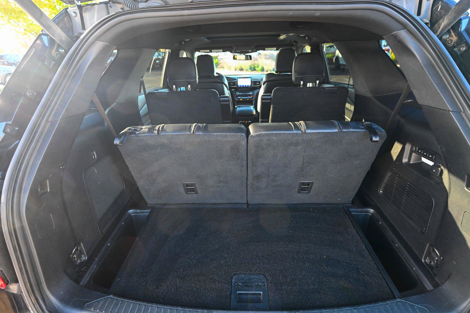 Used 2020 Ford Explorer ST w/ ST Street Pack AWD/4WD image 16
