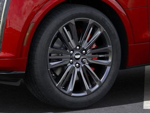 New 2026 Cadillac Lyriq V w/ LPO, Floor Liner Package image 9