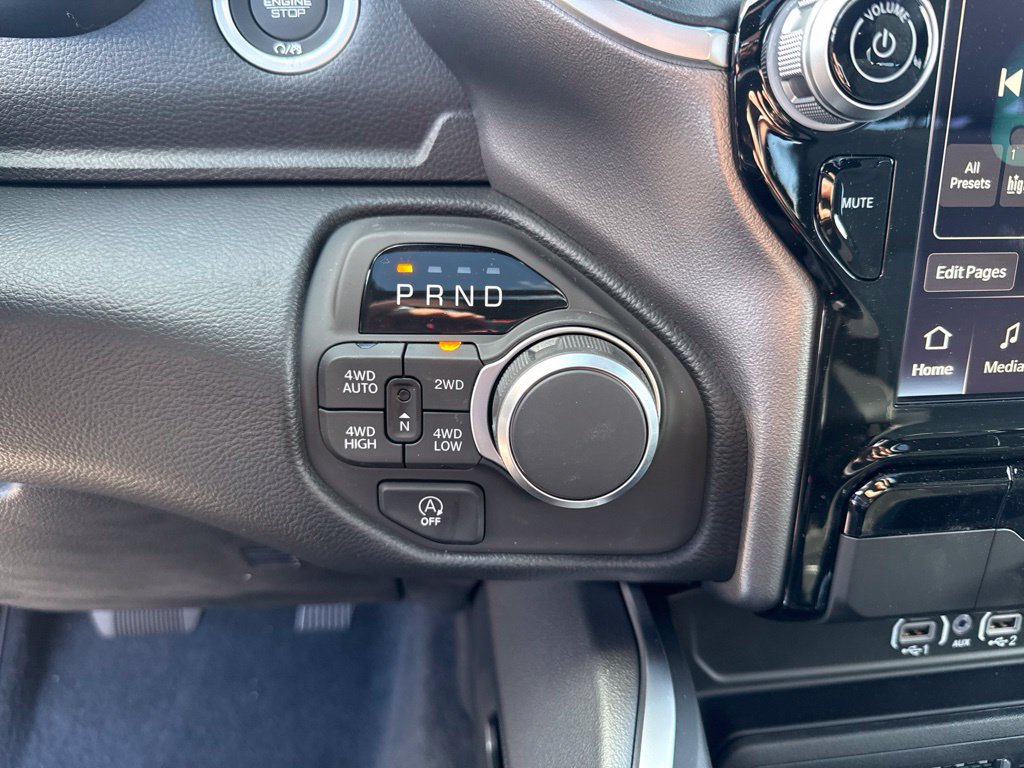 New 2026 RAM 1500 Big Horn AWD/4WD image 14