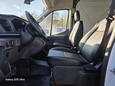 New 2026 Ford Transit 250 148 Medium Roof image 9