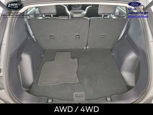 Certified 2022 Ford Escape Titanium w/ Class II Trailer Tow Package AWD/4WD image 16