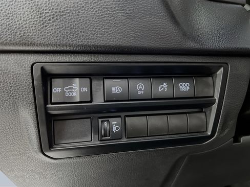 Used 2024 Toyota Tundra SR5 image 10