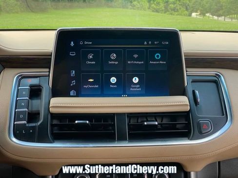 Used 2023 Chevrolet Tahoe Premier AWD/4WD image 31