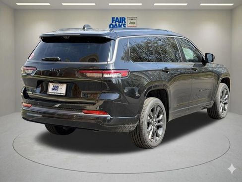 New 2026 Jeep Grand Cherokee L Limited AWD/4WD image 6