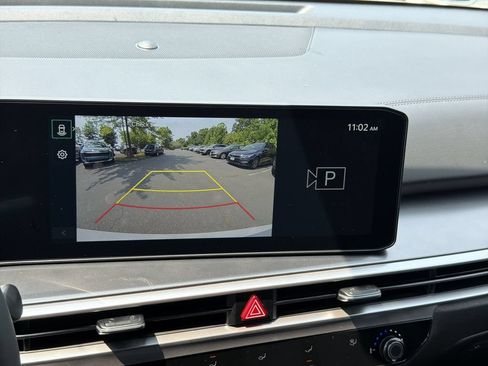 New 2026 Kia Sorento LX FWD image 31