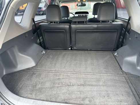 Used 2012 Toyota Prius V Five image 20