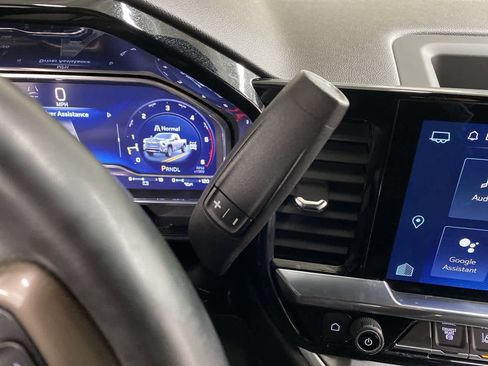 Used 2024 Chevrolet Silverado 2500 High Country w/ High Country Premium Package image 27