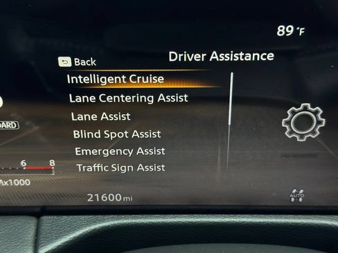 Certified 2025 Nissan Armada Platinum AWD/4WD image 23