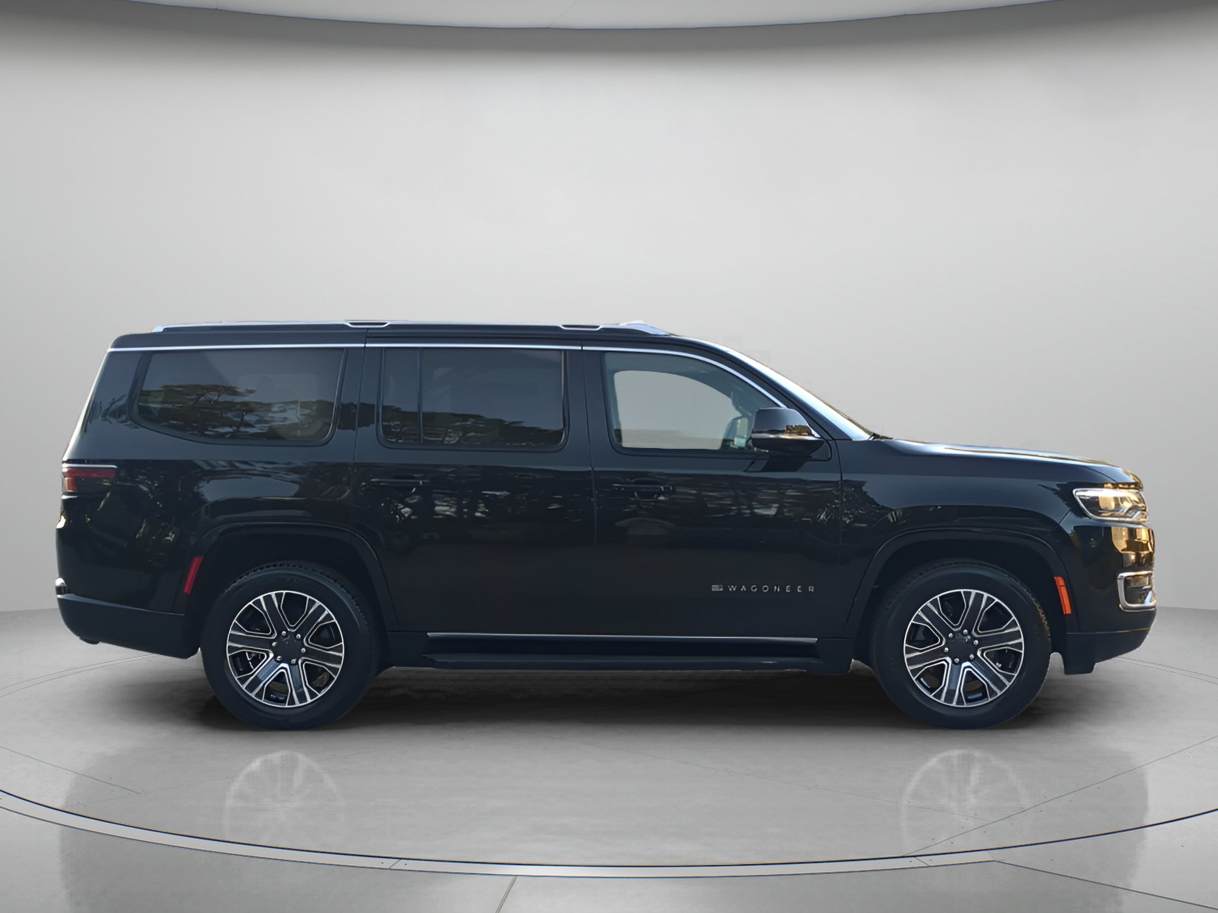 Used 2024 Jeep Wagoneer Series II AWD/4WD image 39