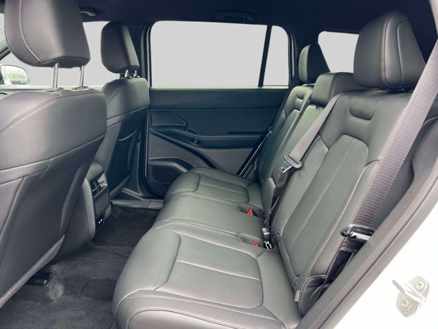 Used 2026 Jeep Cherokee Limited AWD/4WD image 12