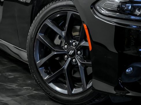 Used 2019 Dodge Charger R/T w/ Driver Confidence Group RWD image 3